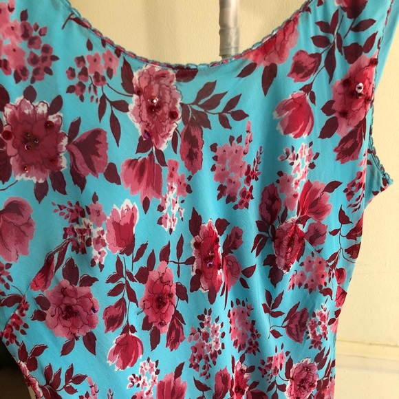 Paradise NY Beautiful floral Dress - Picture 4 of 4